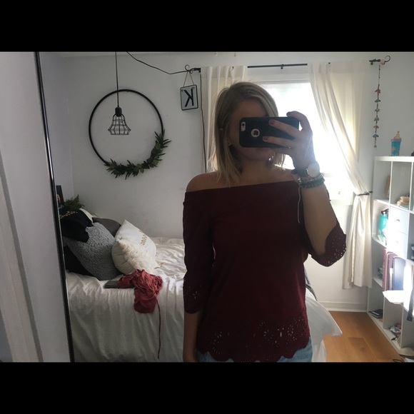 off the shoulder, Maroon, stylish shirt - Picture 2 of 2